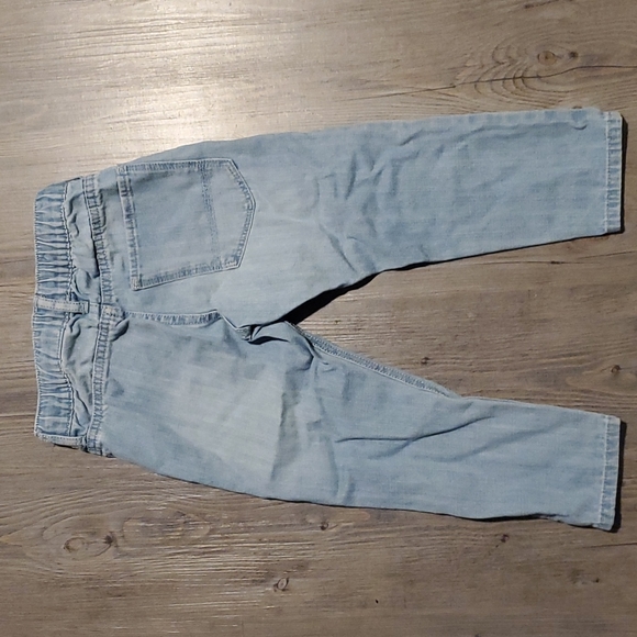 💚 H&M | Toddler Jogger Style Jeans | 3-4 Years | Light Blue - Picture 2 of 3